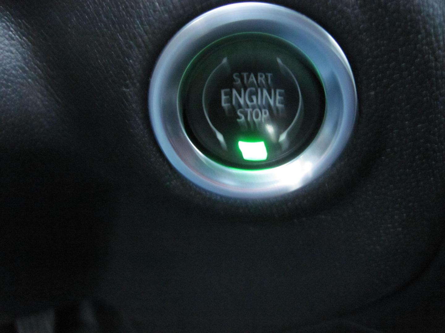 2021 silver /black GMC Sierra 1500 Elevation (3GTU9CED8MG) , located at 9530 Old Seward Highway, Anchorage, AK, 99515, (907) 349-3343, 61.134140, -149.865570 - Nice Low miles GMC Sierra 1500 come take a test drive - Photo#18